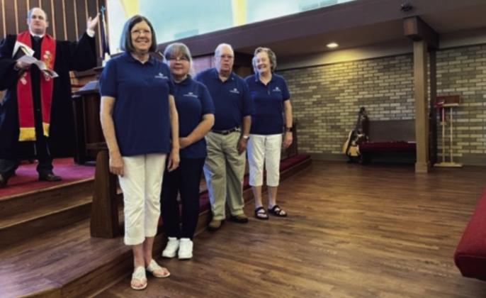 First United Methodist Church pastor Michael McVey (lefT) presents the Stephen Ministers. They are (from left) Gayle Carpenter, Pam Zornosa, Randy Maness and Vicky Cheek. Courtesy Photo