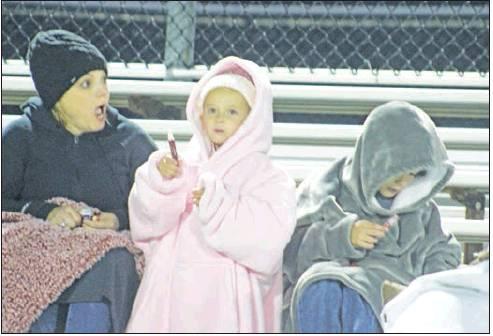 Mexia fans were bundled up at the football game in Robinson on Friday night as a strong north wind sent wind chills into the low-40s. Photos by Skip Leon/The Mexia News