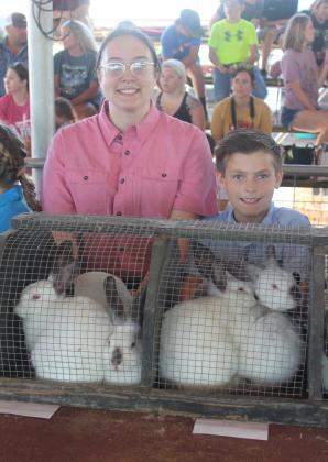 Siblings Madison and Nolan Thaler show together during the 2020 Freestone County Fair. Photo by Mitchell Pate.