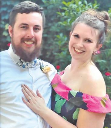 Jessica Rogers (right), daugher of Mr. and Mrs. Michael Terry of Teague, will wed Zach Langham (left) on Nov. 22.