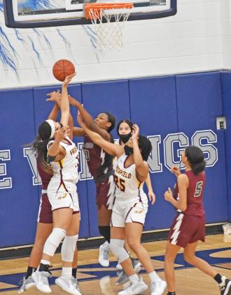 Lady Eagles go undefeated in district