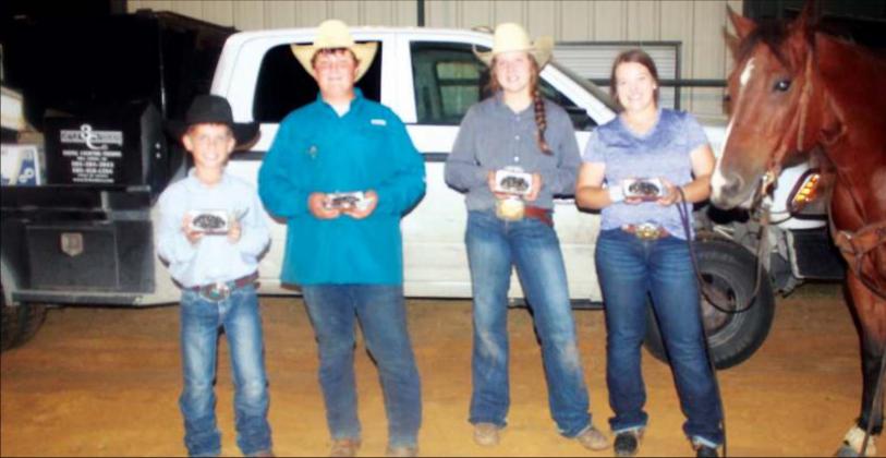 Rodeo contestants ‘round up’ the fall season