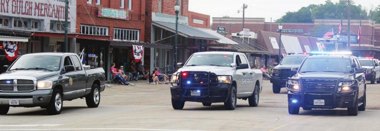 Local law enforcement led the way of the 2021 Freestone County Fair parade on Monday night. Photos by Mitchell Pate/Fairfield Recorder