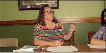 Freestone County Treasurer Jeannie Keeney explains to Commissioners Court at its Sept. 13 meeting the limits of allowing overtime to accumulate for county employees, which is not supposed to exceed 480 hours. Photo by Roxanne Thompson/Fairfield Recorder