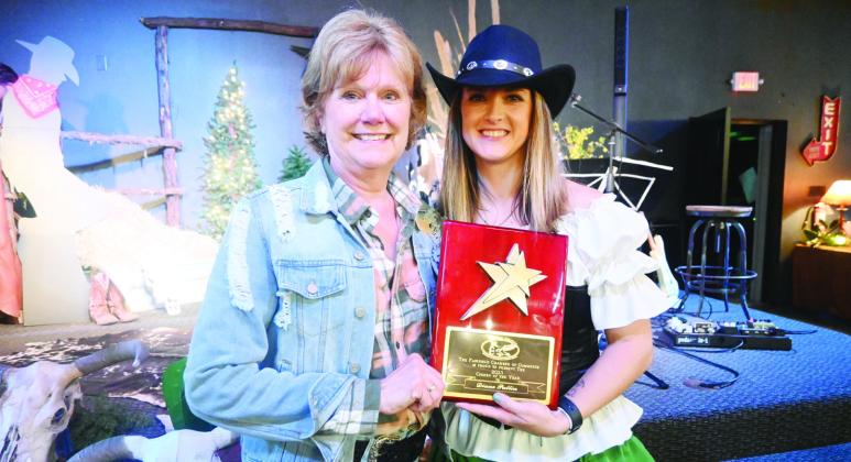 Diane Pullin is honored as the Citizen of the Year for 2023 by Kayse Turner. Photo by Mitchell Pate/Fairfield Recorder